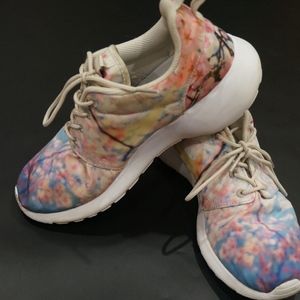 Nike cherry blossom roshe sneakers